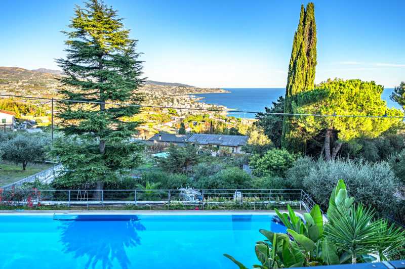 Квартира на продажу в Санремо